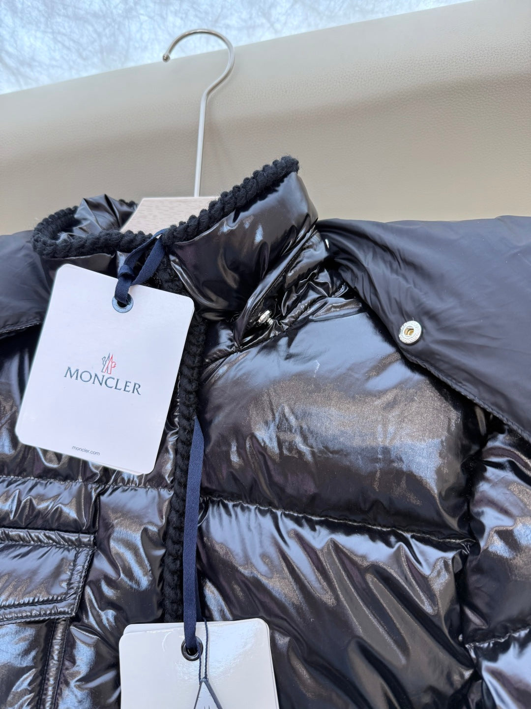 White Goose Down Glossy Puffer Jacket