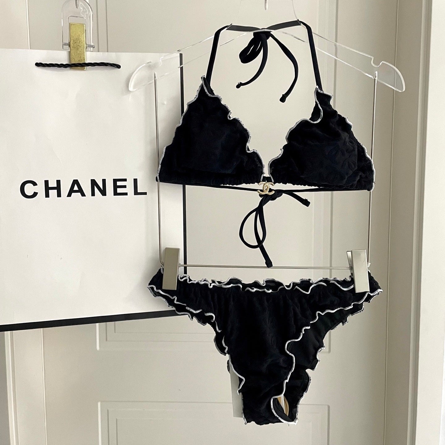 Flattering One-Piece Bikini Subtle Pattern Slimming