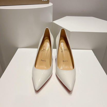 Medium Classic Flap Bag 23cm Black Caviar Gold Hardware