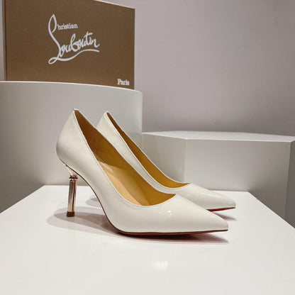 Medium Classic Flap Bag 23cm Black Caviar Gold Hardware