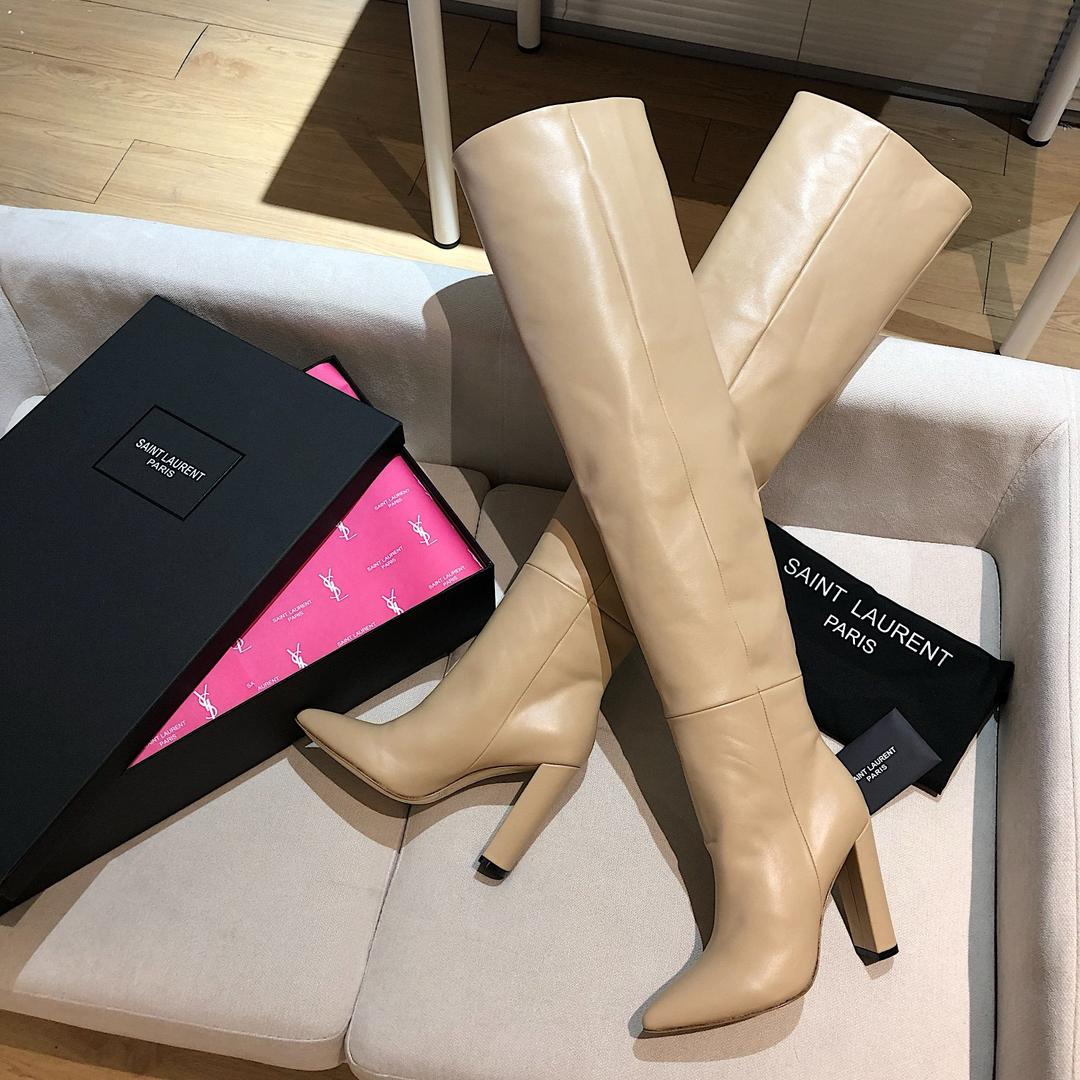 Sain Laurent Boots