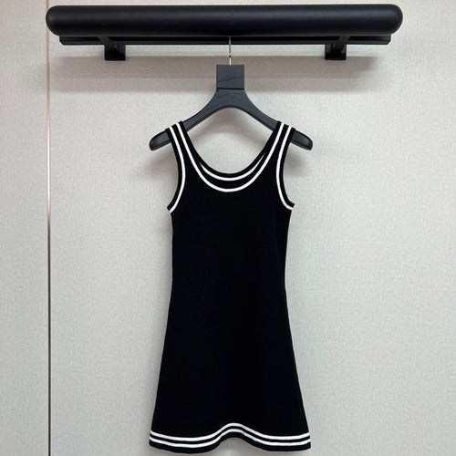 Iconic Knitwear Series Jisoo & Kendall Jenner Style