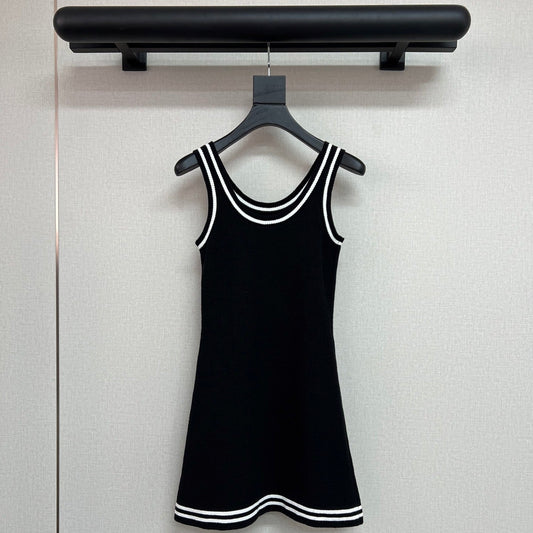 Iconic Knitwear Series Jisoo & Kendall Jenner Style