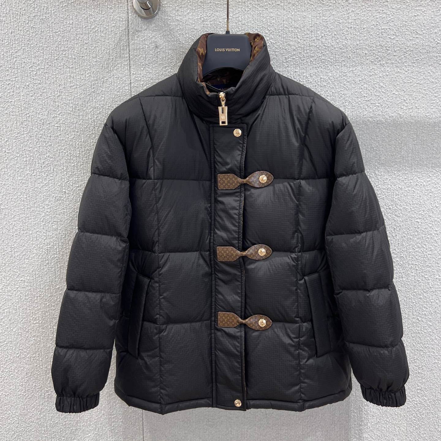 Louis Vuitton 25FW Pillow Stand-Collar Down Jacket
