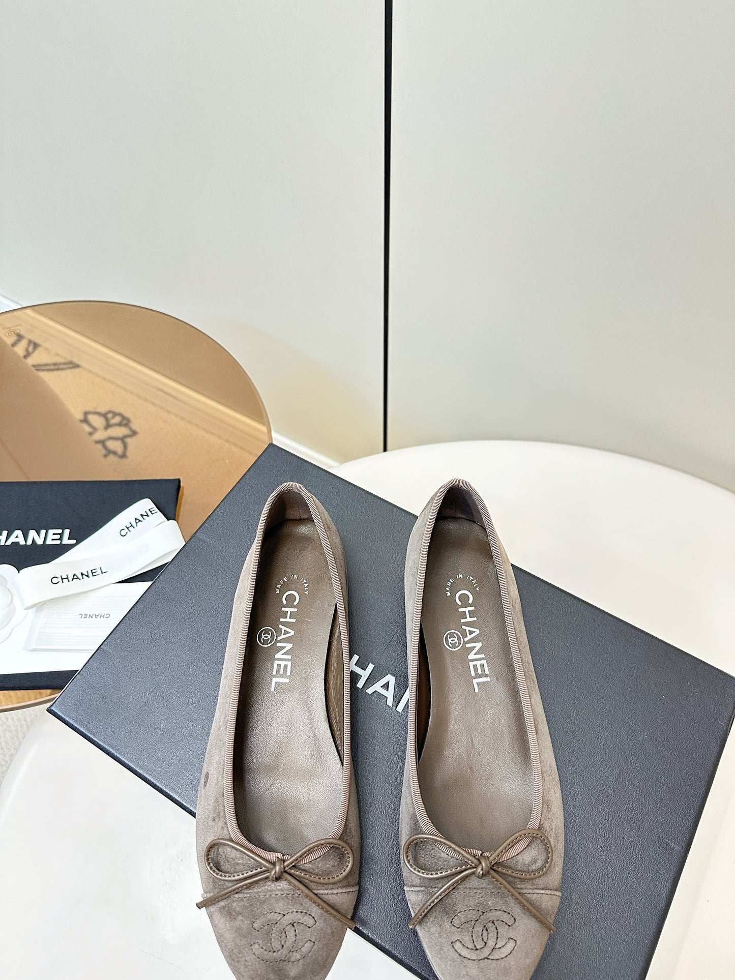 Chanel 25 Ballet Flat Grey-taupe Suede 469253