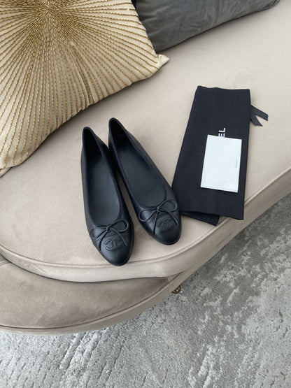 Ballet Flats Black Grained Calfskin