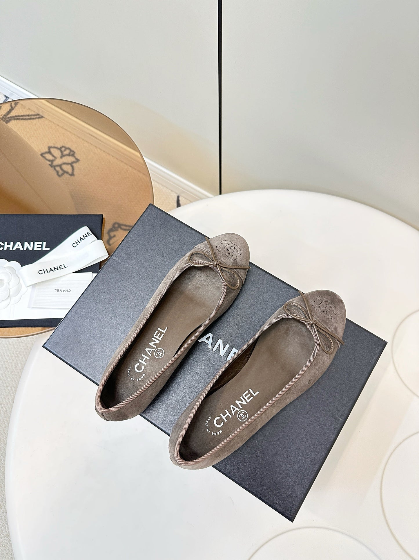 Chanel 25 Ballet Flat Grey-taupe Suede 469253