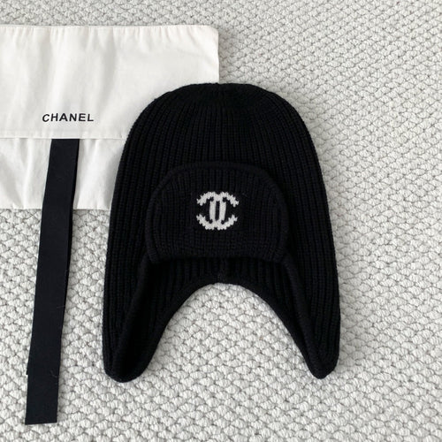 Skiing BEAST Knitted Lei Feng Beanie