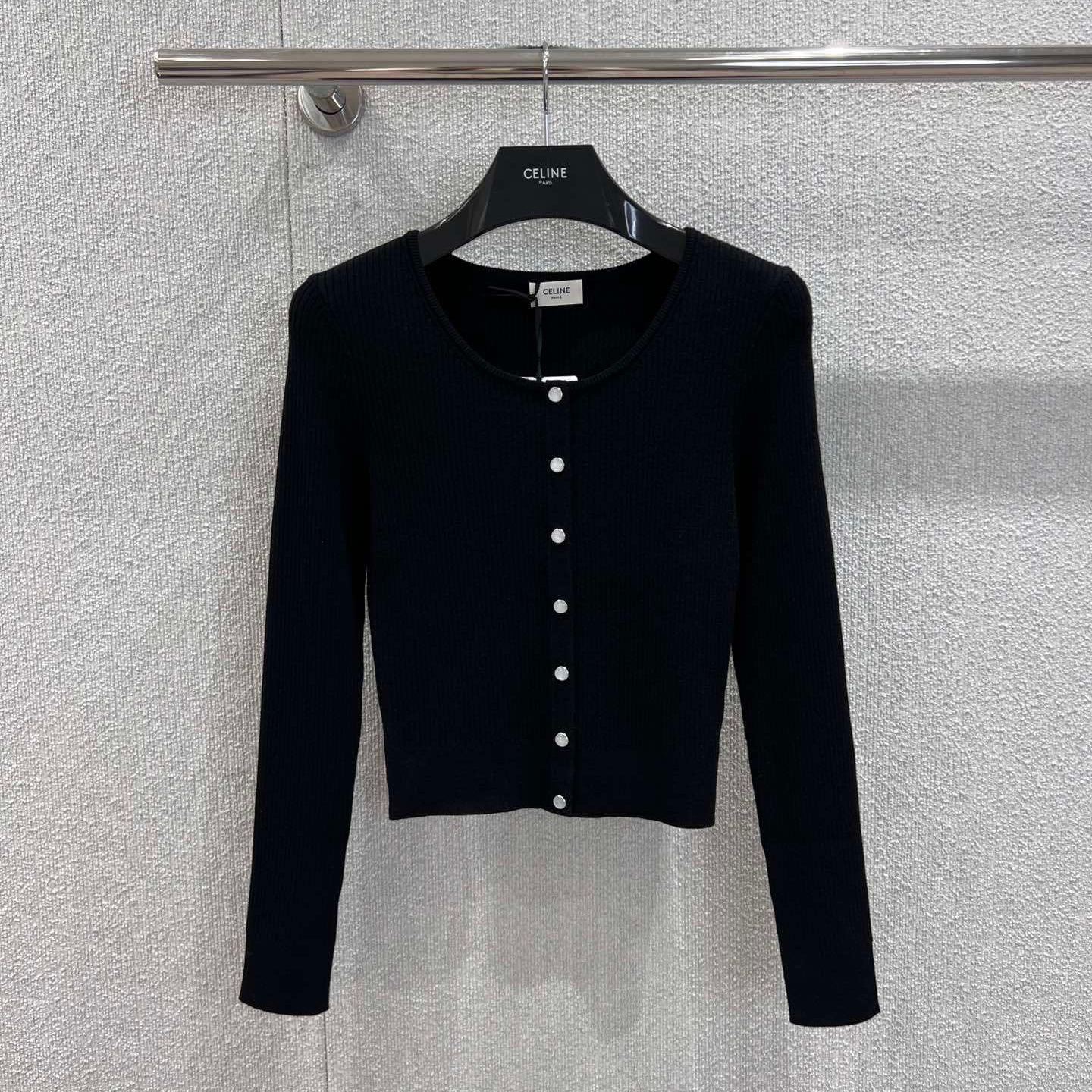 Slim Fit Wool Knit Cardigan Black Crew Neck Cropped