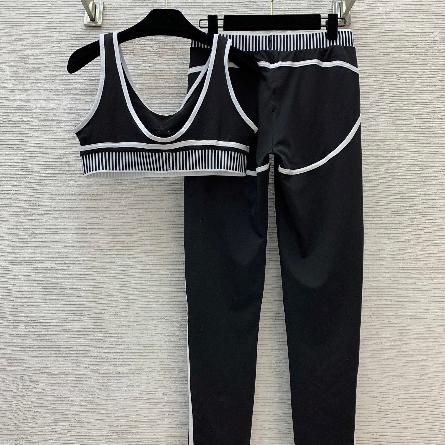 Yoga New Color-Blocked Striped Logo Webbing Fitness Set