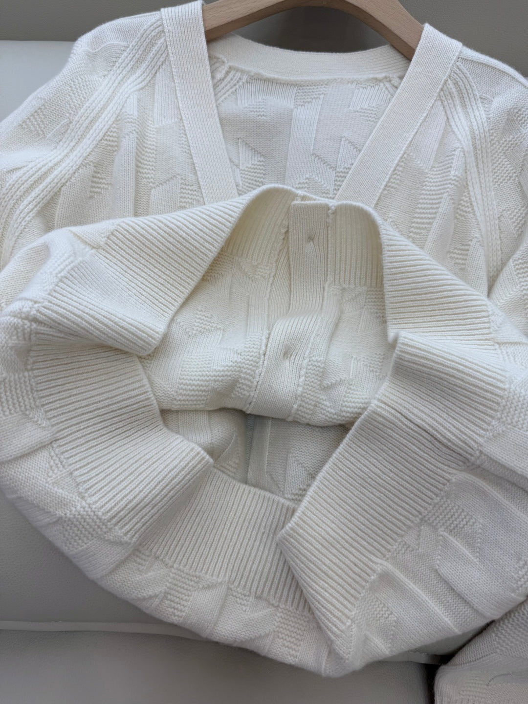 Hermes 100% Wool Coat Knitwear Blue, White & Brown