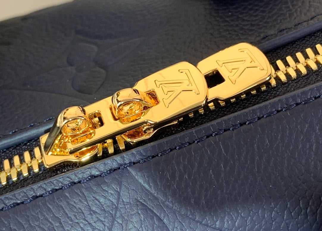 Louis Vuitton Speedy Bandoulière 20 Bag