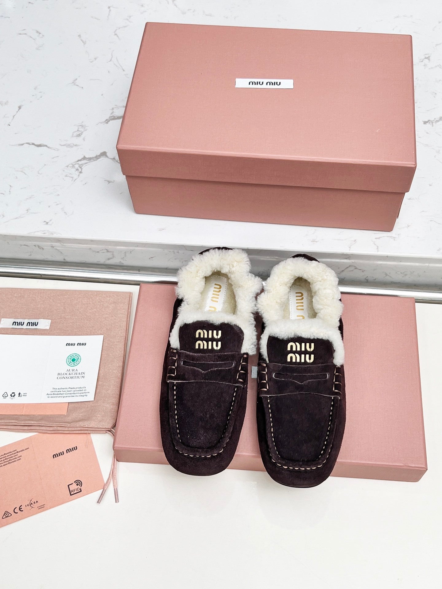 MiuMi Autumn/Winter New Slip-on Loafers