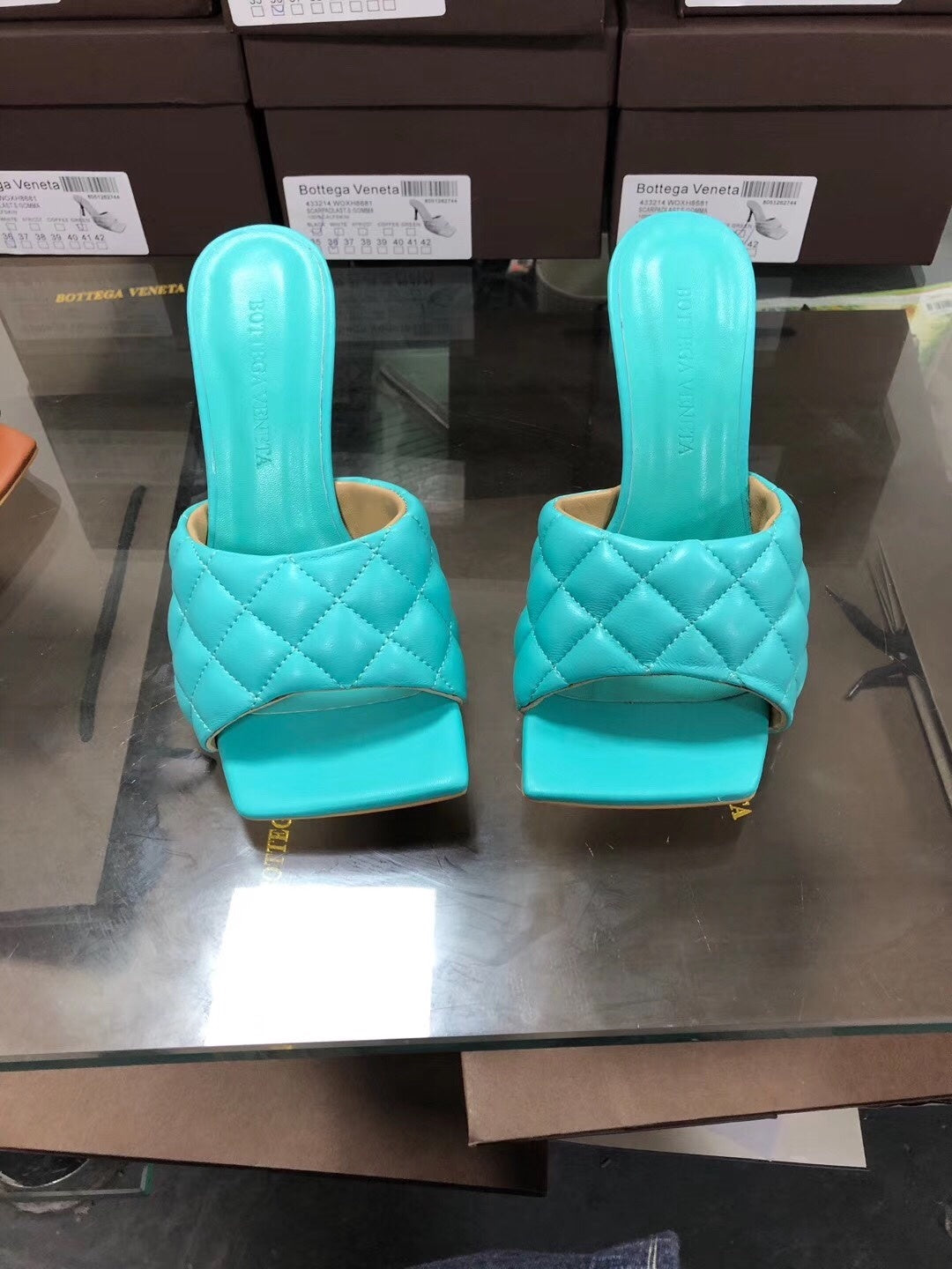 BV Women’s 2020 Spring Embroidered Sheepskin High-Heeled Slippers