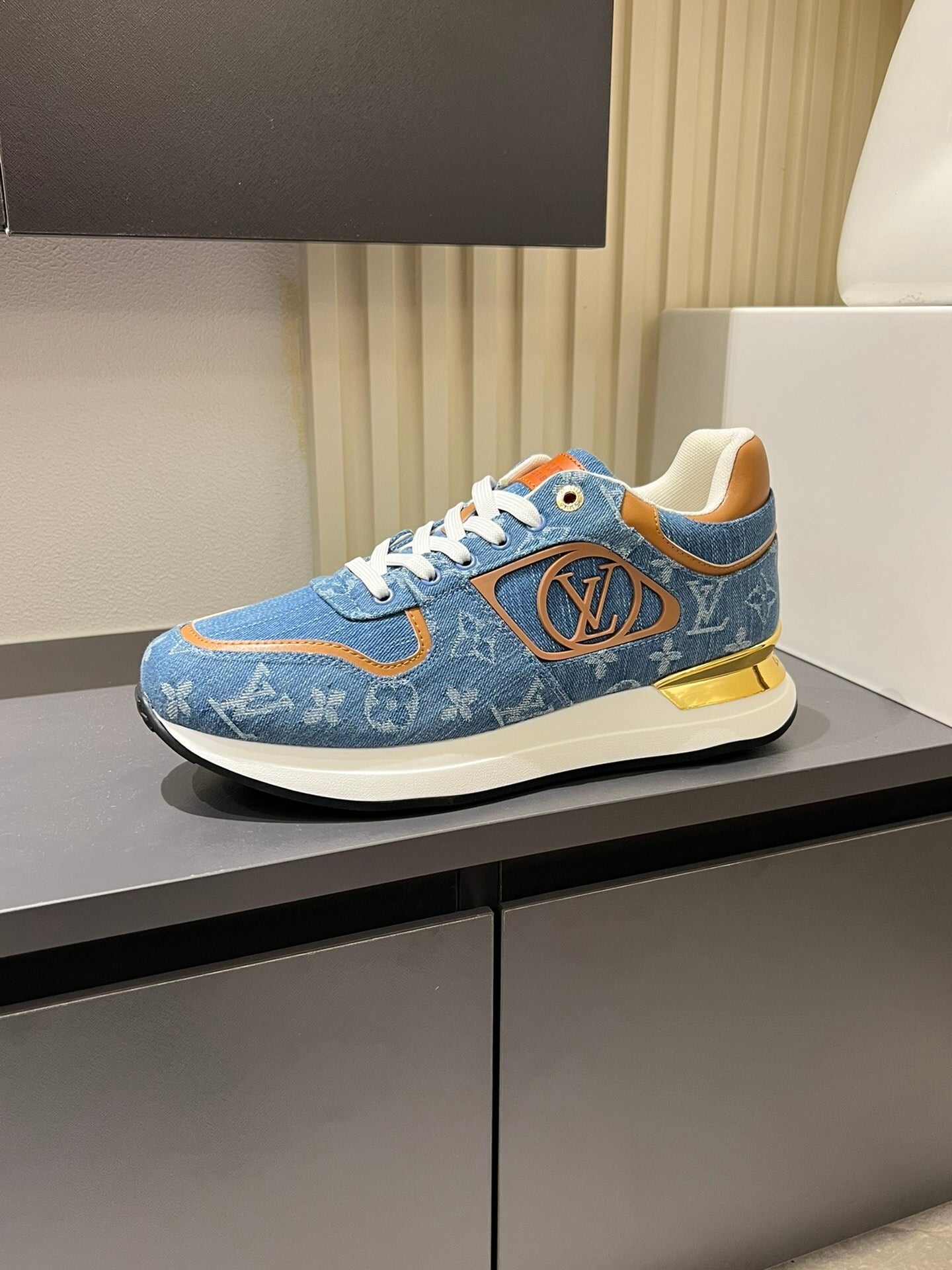 Luxury Men's Low-Top Sneakers