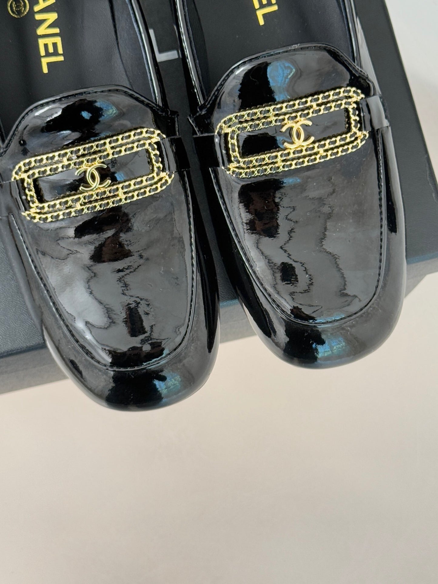 CHANEL 25C Double C Chain Buckle Chunky Heel Loafers