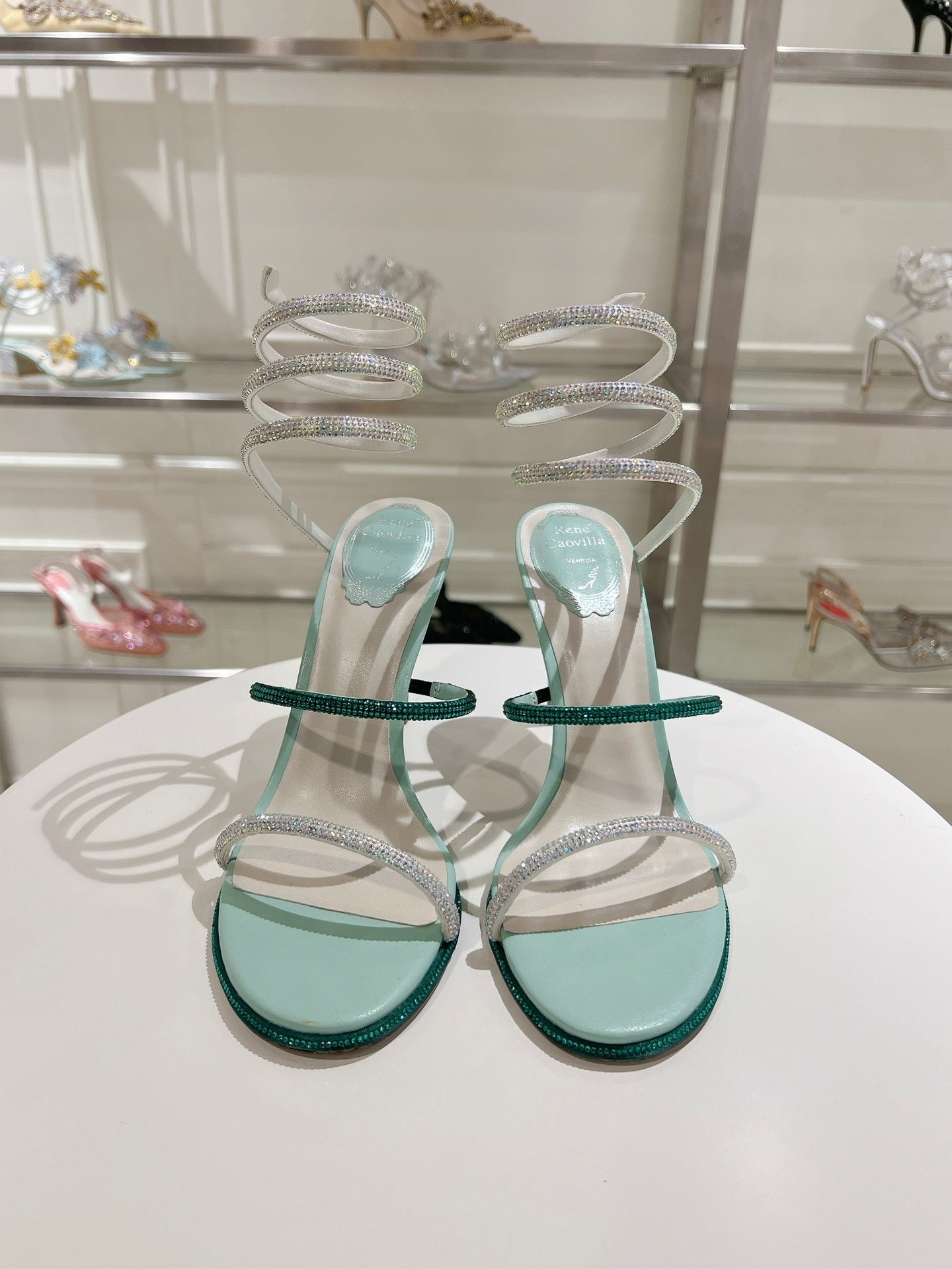 W204 Supreme Edition Rᴇɴᴇ Cᴀᴏᴠɪʟʟᴀ Rhinestone Women’s Stiletto Sandals