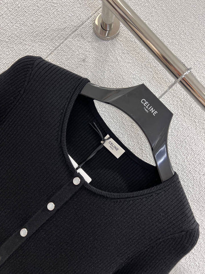 Slim Fit Wool Knit Cardigan Black Crew Neck Cropped