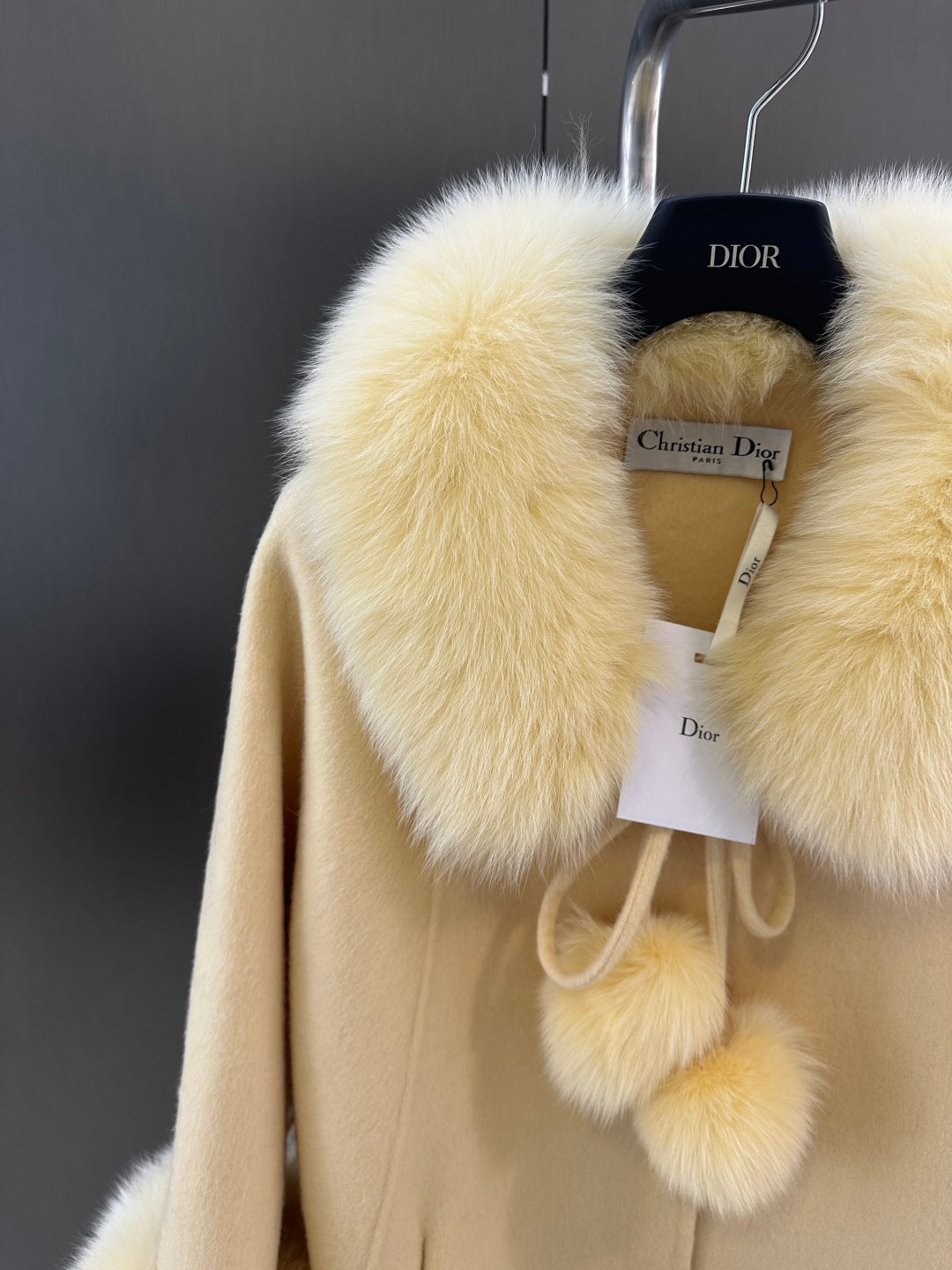 Elegant Wool Coat with Detachable White Fox Fur Collar