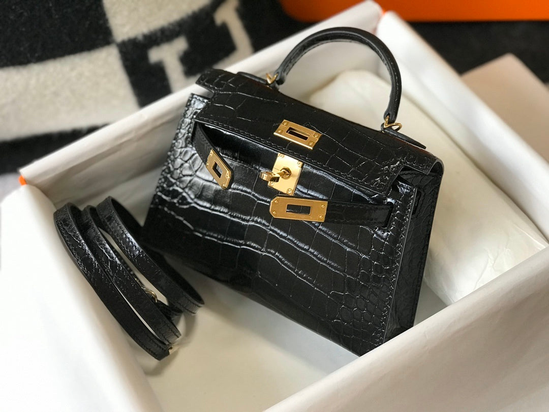 Hermès Kelly Mini 20 Black Shiny Alligator Gold Hardware