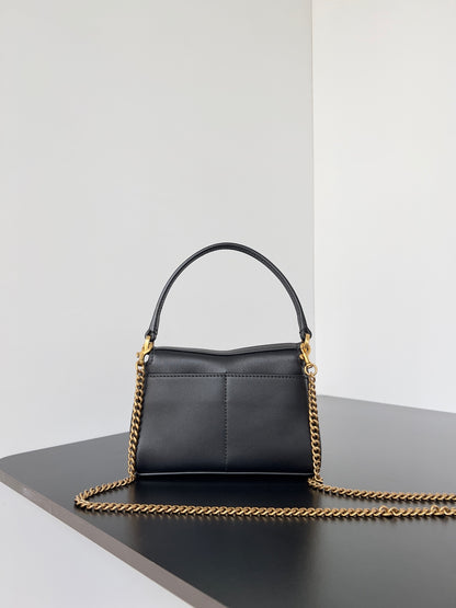 Women’s Unique Design Chain Armpit Shoulder Bag