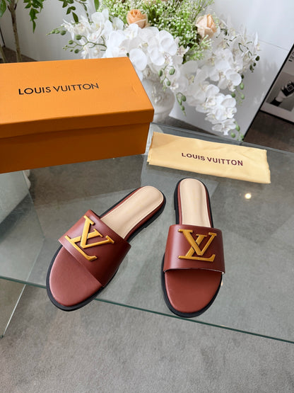 LV G82 Slippers