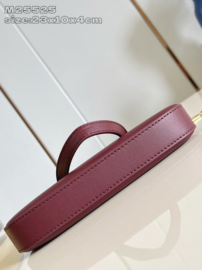 Louis Vuitton Pochette LV Bloom H36 Women’s Small Leather Bag