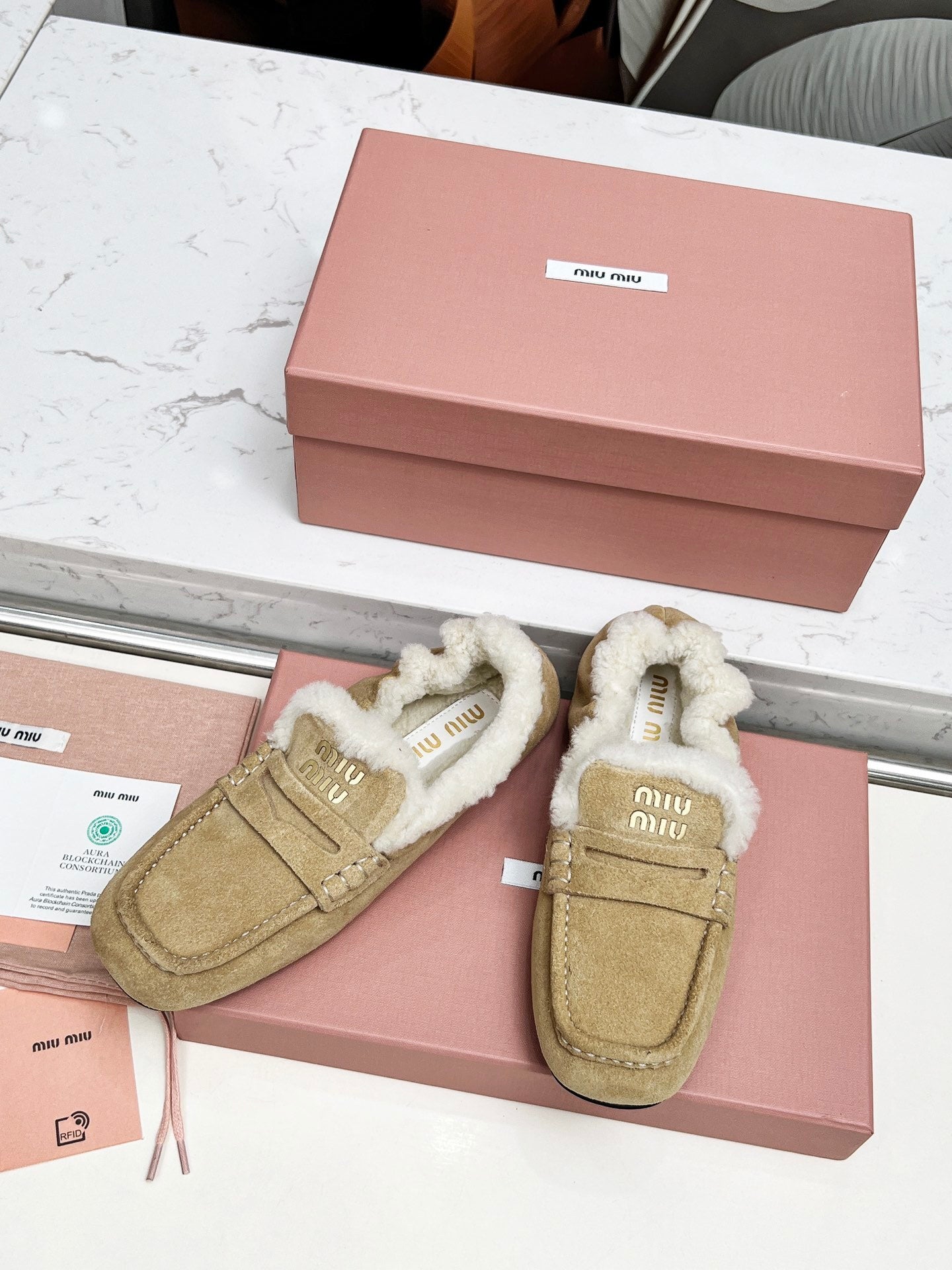 MiuMi Autumn/Winter New Slip-on Loafers