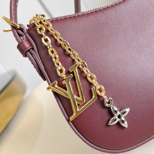 Louis Vuitton Pochette LV Bloom H36 Women’s Small Leather Bag