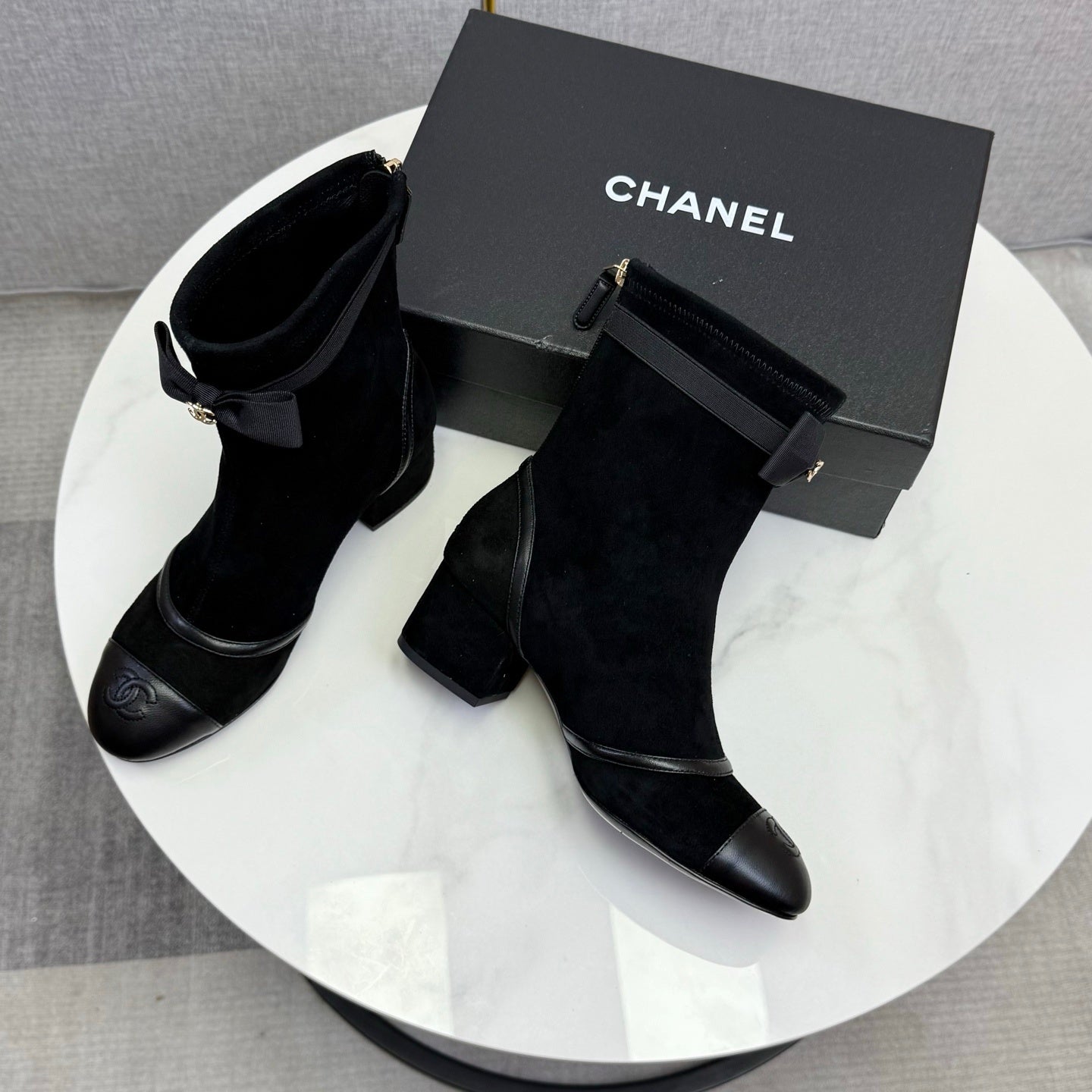 Luxury Celebrity-Favorite Sheepskin Boots