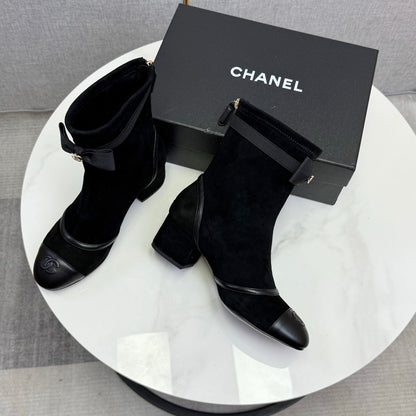 Luxury Celebrity-Favorite Sheepskin Boots