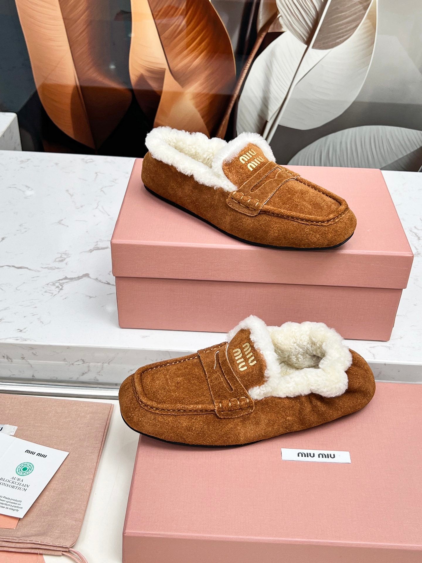 MiuMi Autumn/Winter New Slip-on Loafers
