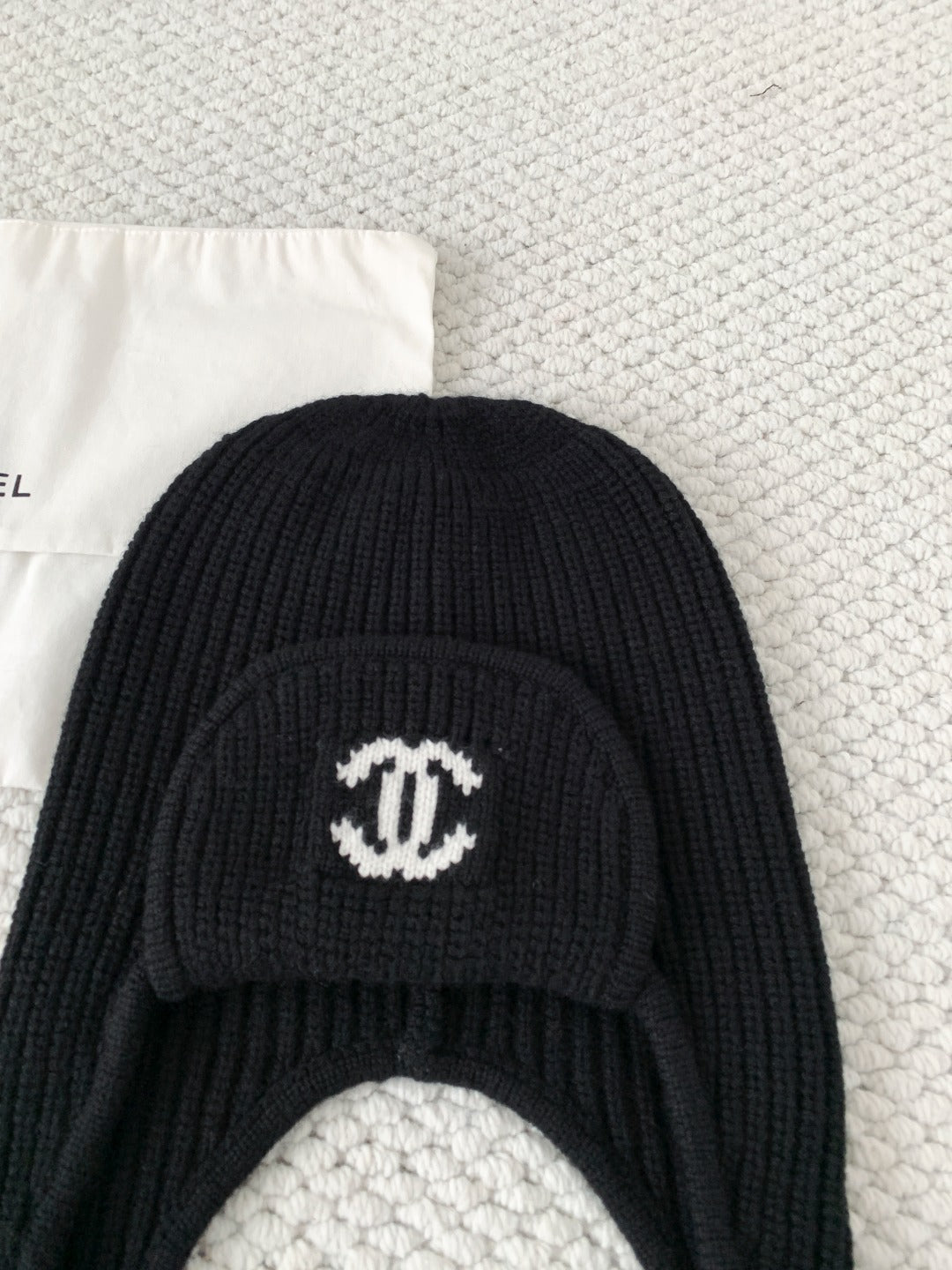 Skiing BEAST Knitted Lei Feng Beanie