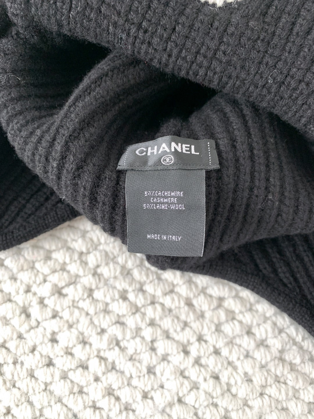 Skiing BEAST Knitted Lei Feng Beanie